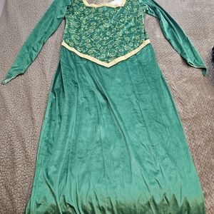Fiona Dress Costume